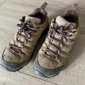 Merrell hiking boots women’s 9
